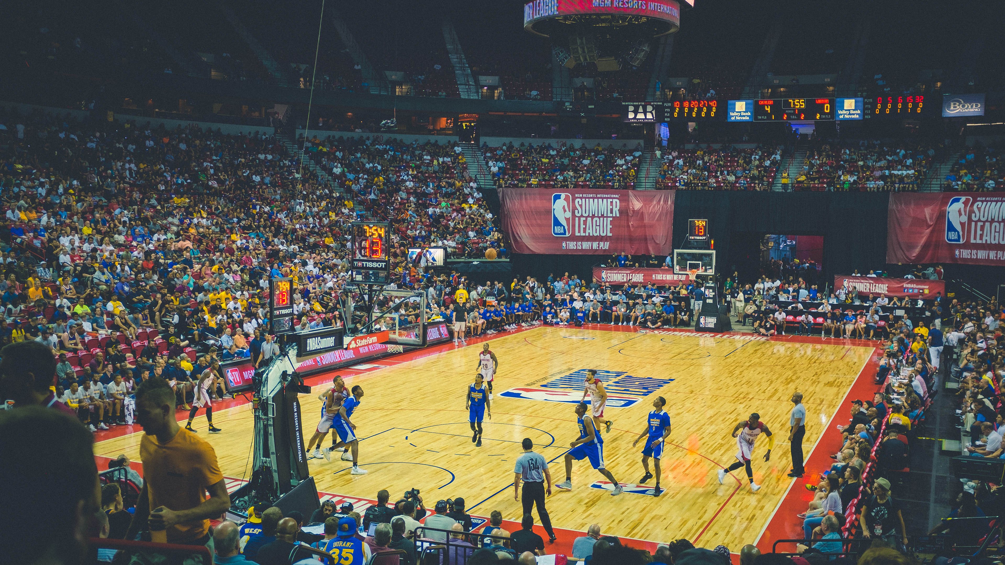 中国篮球的力量在青春中爆发，篮球在中国的发展