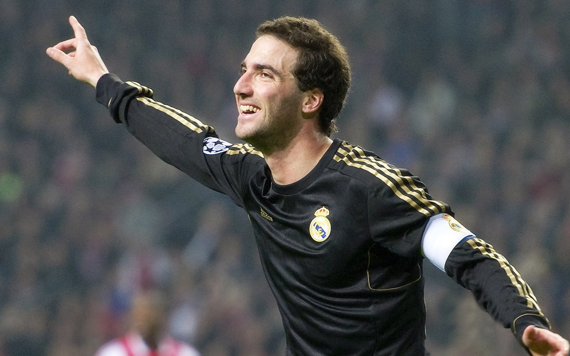 23-24赛季任意球之王格里马尔多，六次破门独占鳌头，fifa21格里马尔多