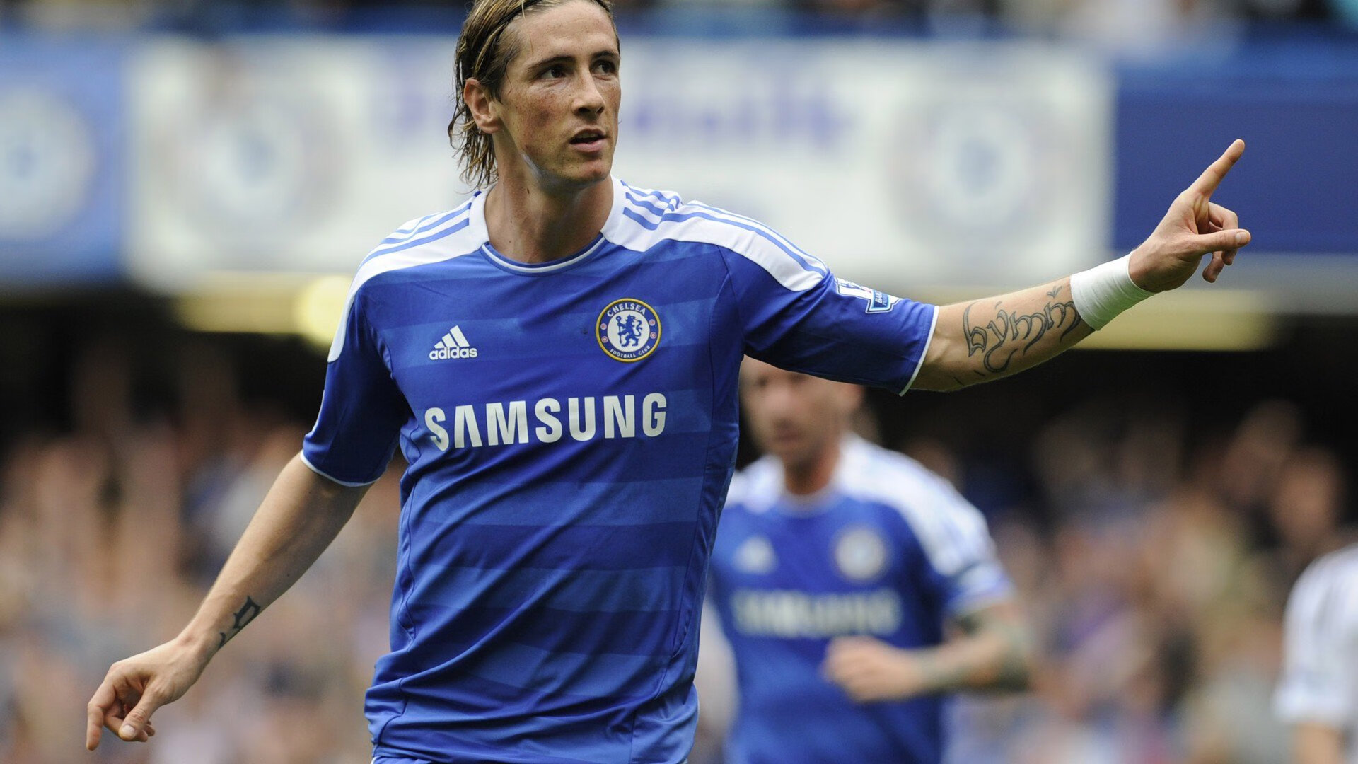 建设体育教育模式创新路径传播的核心平台，构建教育体育新发展格局